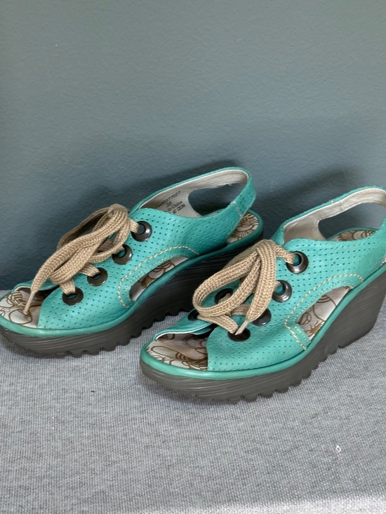 Fly London: Ylva Wedge Sandals - Picture 7 of 14